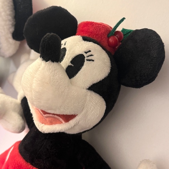 Disney original Mickey Mouse and Minnie Mouse Christmas holiday stuffed toys set - Picture 8 of 10